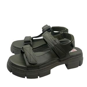 Blondo Hadley Sandals Olive Green Waterproof Leather Chunky Sole Women Size 7.5